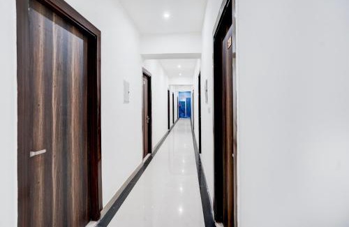 Delhi Hotel | Hotel O Blue Heavan
