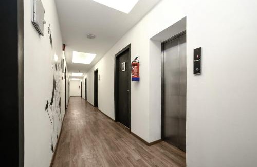 Old Gurgaon Hotel | Hotel O Elite