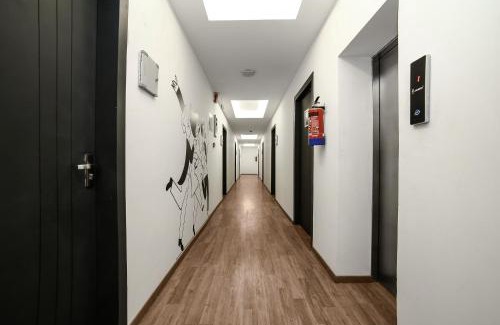 Old Gurgaon Hotel | Hotel O Elite