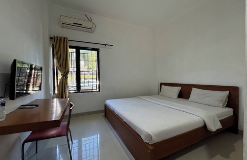Tetebatu Hotel | Hotel O Ezhar Boka Homestay Near GOR Sulis Bulutangkis
