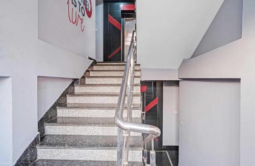 Sualkuchi Hotel | Hotel O Guwahati Central Mall