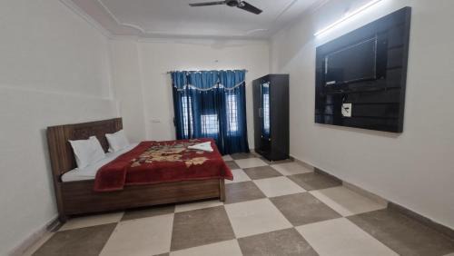 Haldwani Hotel | Hotel O KK
