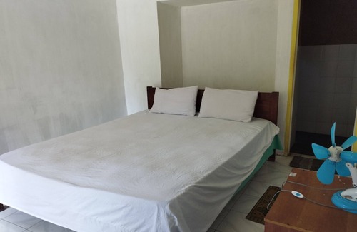 Mangsit Hotel | Hotel O Madame Guesthouse