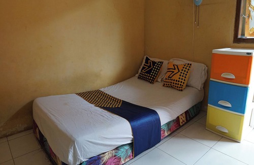 Paiton Hotel | Hotel O Rumah Kos Arafah Syariah