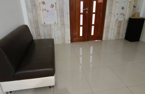 Makassar Hotel | Hotel O Wisma Deli Syariah Near RSUD Nene Mallomo Sidenreng Rappang