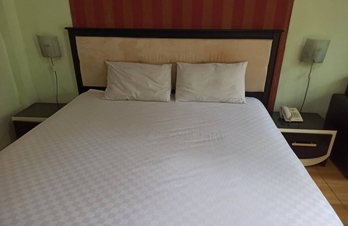 Palangkaraya Hotel | Hotel O Wisma Pundu Syariah Near Kantor Camat Kota Besi