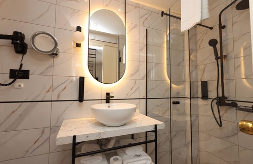 Bucharest City-Centre Hotel | Hotel Opera by ZEUS International