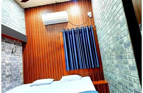 Bhubaneshwar Apartment | Hotel P-V-R Near Bhubaneswar Railway Station