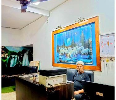 Bhubaneshwar Apartment | Hotel P-V-R Near Railway Station 20 meters only