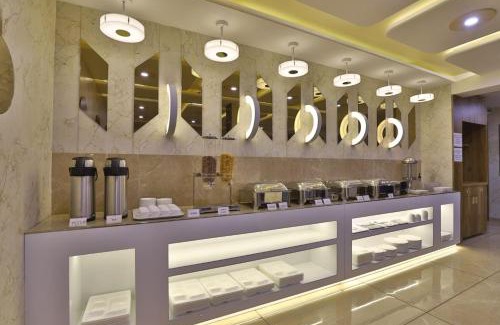 Sayajiganj Hotel | Hotel Pearl