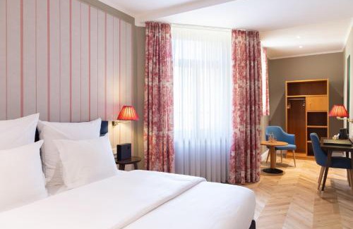 Gare Hotel | Hotel Perrin - former Carlton