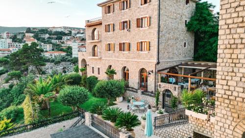 Ulcinj Hotel | Hotel Pirate Old Town
