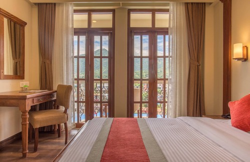 Pokhara Hotel | Hotel Portland