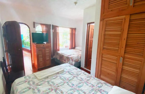 Panajachel Hotel | Hotel Posada Don Carlos