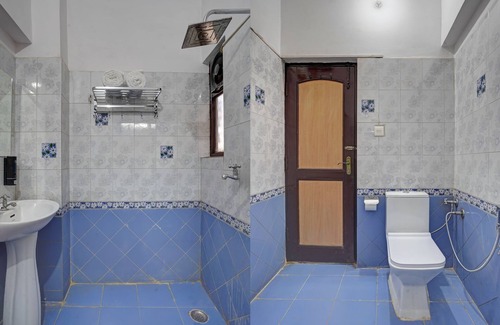 Ghaziabad Hotel | Hotel Prithvi palace