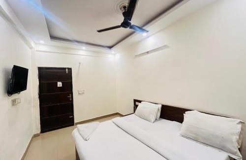 South West Hotel | Hotel Pub G - Mayur Vihar