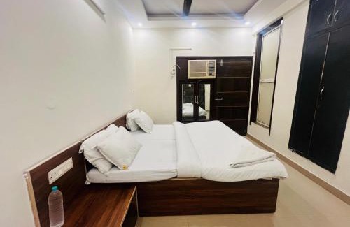 South West Hotel | Hotel Pub G - Mayur Vihar