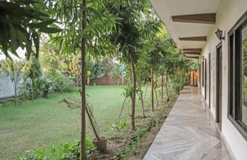 Khajuraho Hotel | Hotel Ramayana Khajuraho