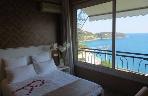 Roquebrune-Cap-Martin Hotel | Hotel Regency