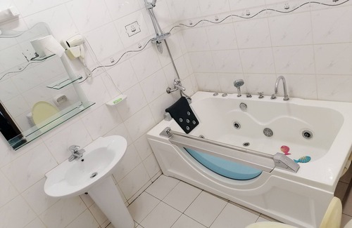 Littoral Department Hotel | Hotel Residence Jeanne d'Arc