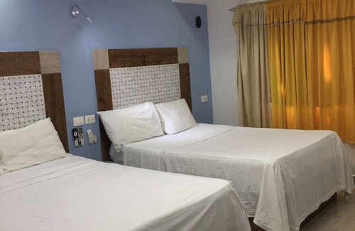 Reparto Ibarra Hotel | Hotel Restaurant Hamilton