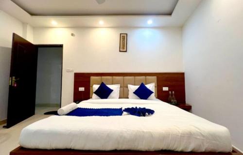 Haridwar Hotel | Hotel Royal aroma by Shradha Residency
