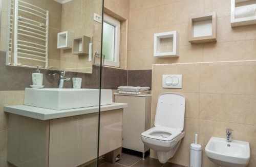 Niksic Bed & Breakfast | Hotel Royal Garden