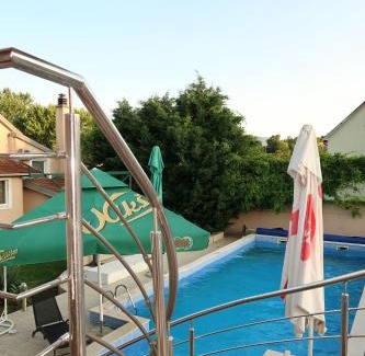 Niksic Bed & Breakfast | Hotel Royal Garden