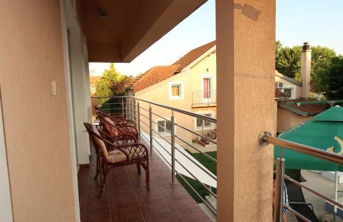 Niksic Bed & Breakfast | Hotel Royal Garden