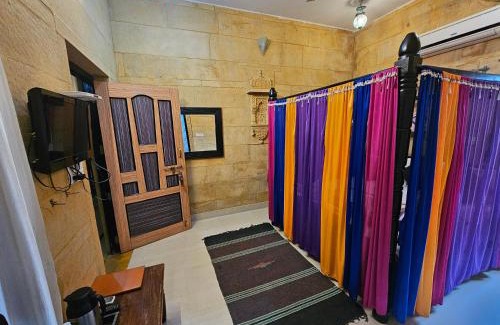 Amar Sagar Pol Hotel | Hotel Royal Haveli