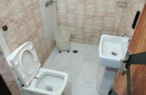 Khattalwada Hotel | Hotel Royall Inn2