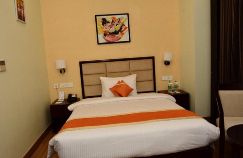 Gomti Nagar Hotel | Hotel Sagar Sona