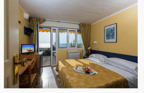 Marina di Pietrasanta Hotel | Hotel San Carlo