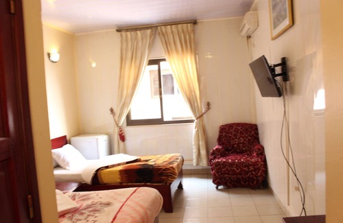 Yaounde Hotel | Hotel Santa Lucia