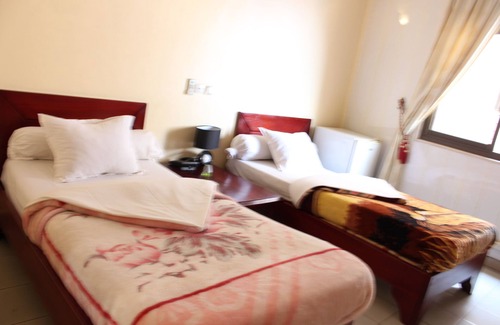 Yaounde Hotel | Hotel Santa Lucia