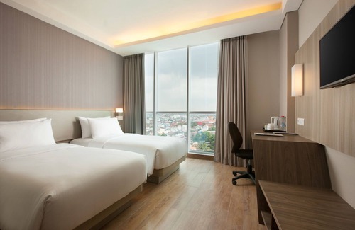 Palembang Hotel | Hotel Santika Radial Palembang
