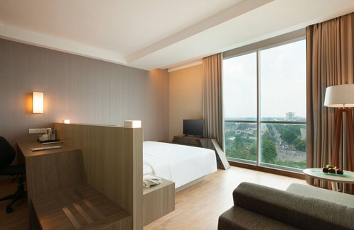 Palembang Hotel | Hotel Santika Radial Palembang