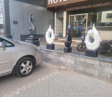 Sayajiganj Hotel | Hotel sapphire regency