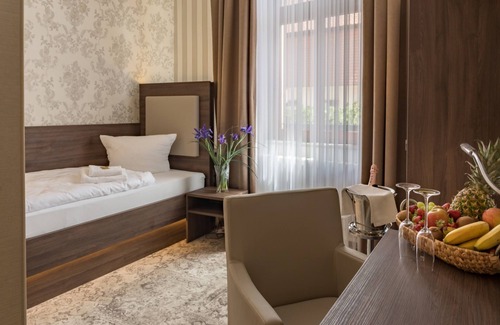 Tangermuende Hotel | Hotel Schwarzer Adler Tangermünde