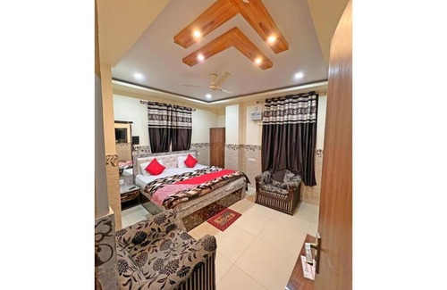 Kanpur House | Hotel Shree Galaxy, Kanpur