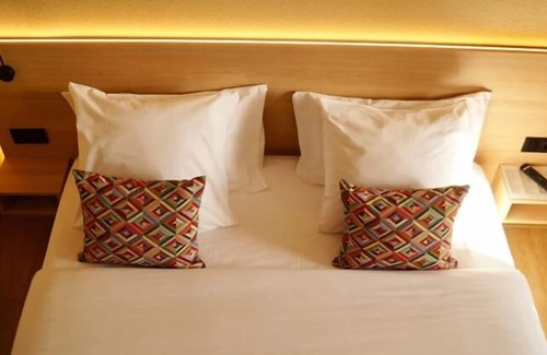 Foetz Hotel | Hotel Stand'Inn