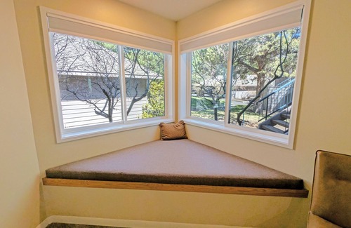 Century West Condo | Hotel-Style, King Bed, Ground Floor Condo-328B