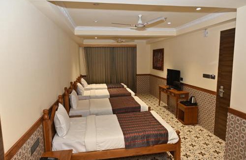 Gandhinagar Hotel | Hotel Surya Palace