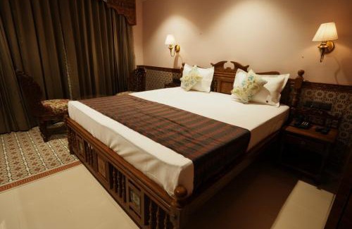 Gandhinagar Hotel | Hotel Surya Palace