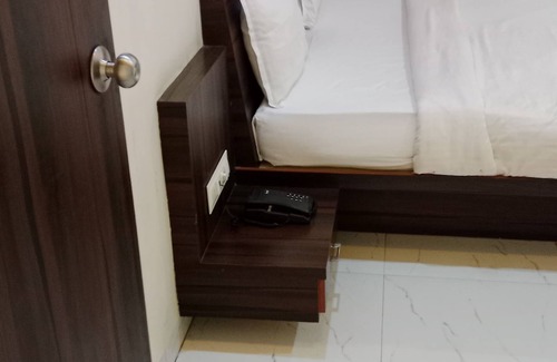 Indapur Resort | Hotel Swamiraj Executive