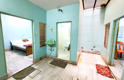 Varanasi Hotel | Hotel Teerth Guest House Varanasi