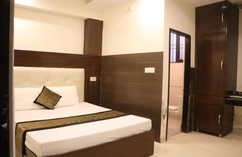 Kishangarh Apartment | Hotel The Black Gold - Super Deluxe Room