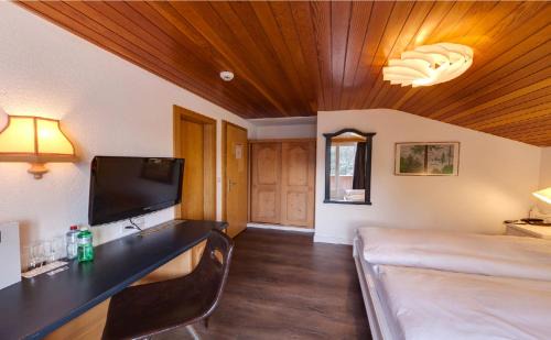 Saas-Fee Hotel | Hotel THE LARIX ski-in ski-out