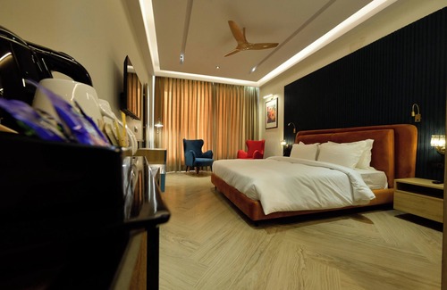 Kharar Hotel | HOTEL THE PARK GATE