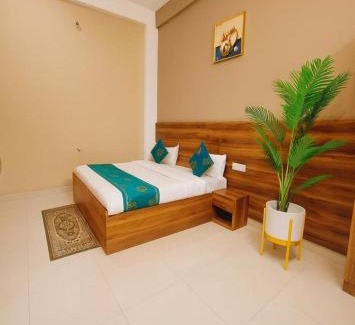 Vrindavan Hotel | Hotel The Vrindavan Rooms BY SILVER-KEY